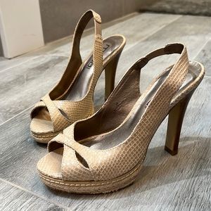 Moda Spana sling backs, size 6